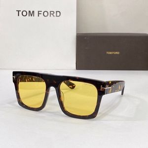 TOM FORD Sunglasses 549